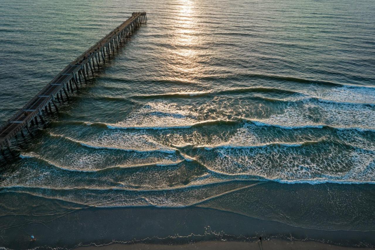 Springhill Suites By Marriott Jacksonville Beach Oceanfront Extérieur photo